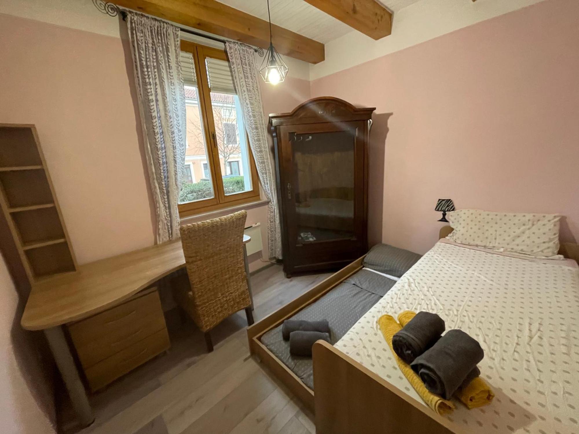 Villa Noa Jacuzzi & Sauna Изола Экстерьер фото
