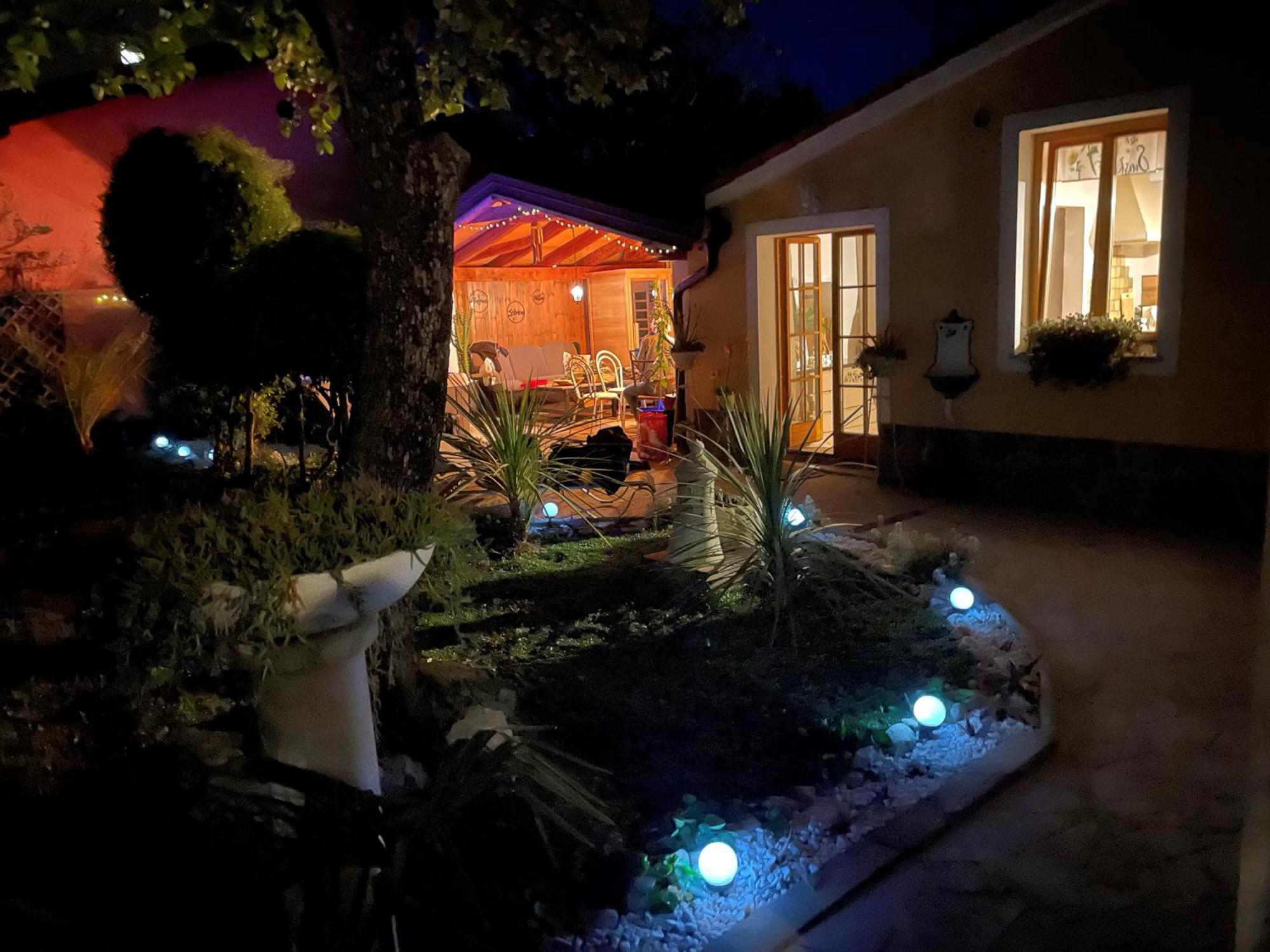 Villa Noa Jacuzzi & Sauna Изола Экстерьер фото